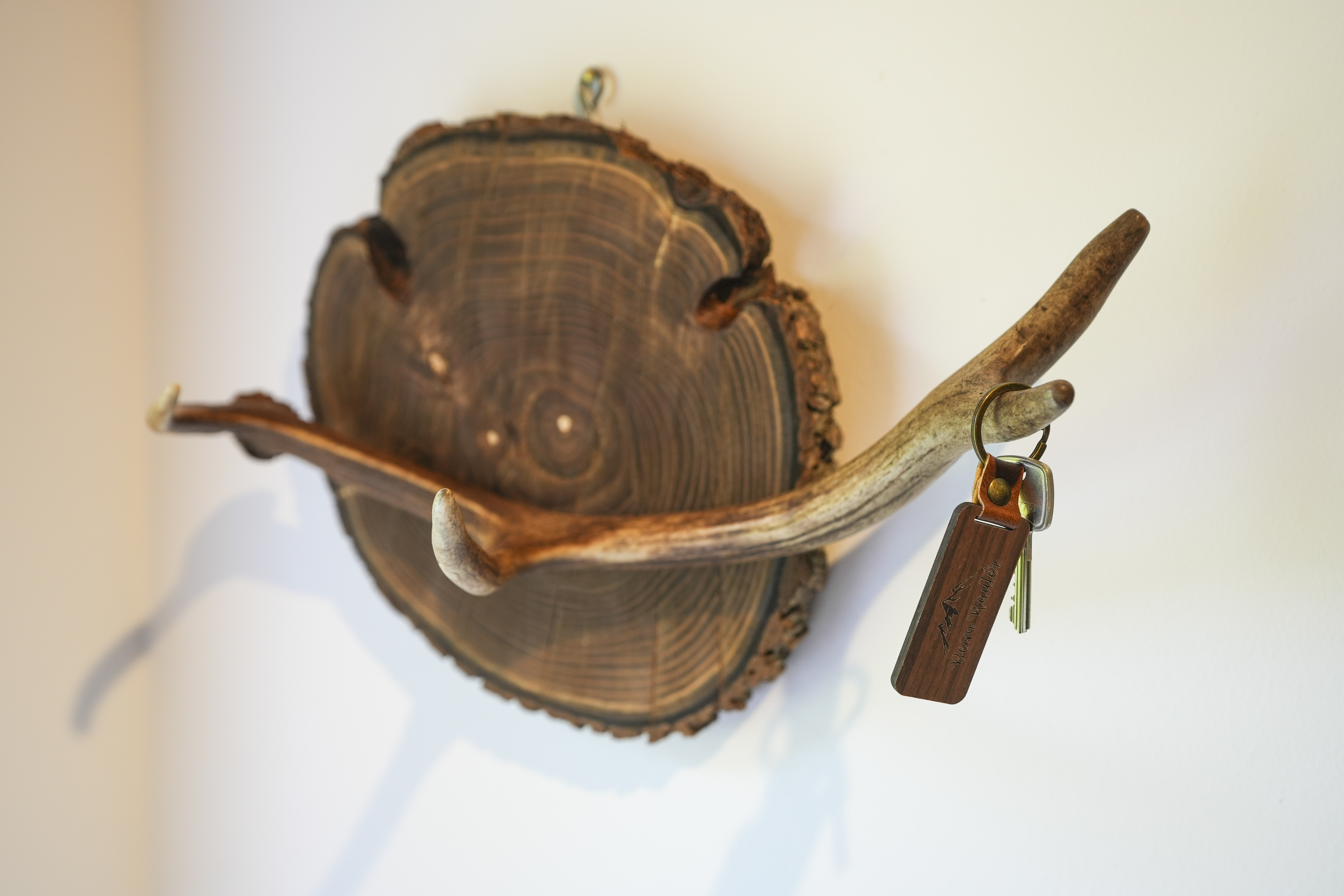 Ferienhaus mit Hund: Garderobe mit Haustür-Schlüssel - Beim Rauter – Emberger Alm