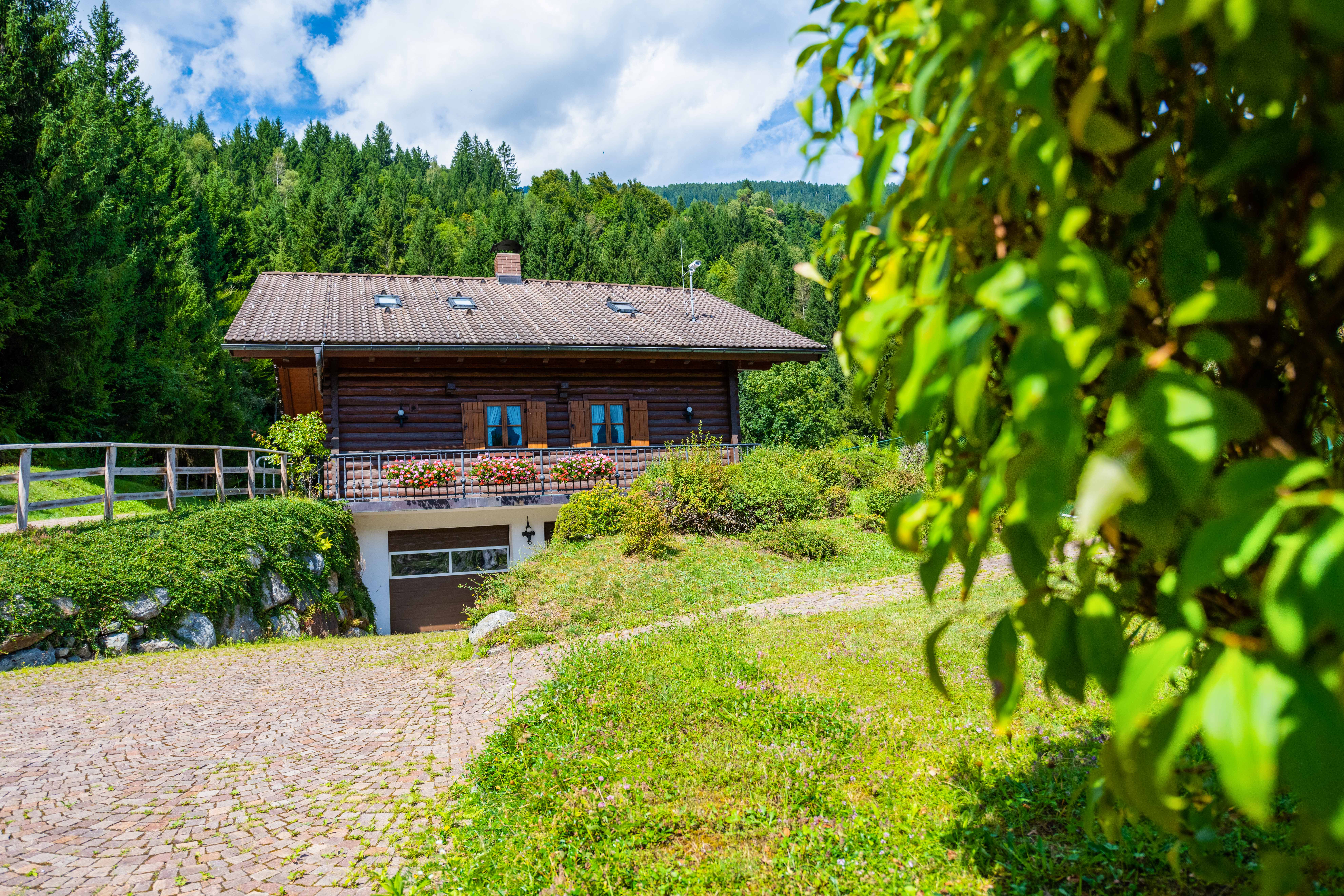 Hundehotel - Backofen - Österreich - Glocknerhaus Parkfläche - Glocknerhaus Naturdomizil