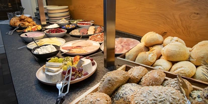 Hundehotel - Preisniveau: moderat - Nordrhein-Westfalen - Frühstücksbuffet - Hotel Forsthaus