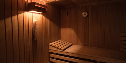 Hundehotel - Verpflegung: Halbpension - Baden-Württemberg - 
Wellness & Massage
Nehmen Sie sich einen Moment Zeit für sich – entspannen Sie sich, tanken Sie neue Kraft und fühlen Sie sich wie neugeboren. Im Breitenbacher Hof bieten wir Ihnen eine Auswahl an traditionellen und modernen Massagen, die Ihnen helfen, tief zu entspannen und den Alltagsstress hinter sich zu lassen. - Breitenbacher Hof