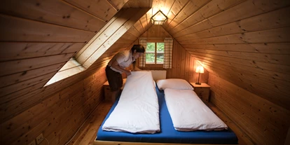 Hundehotel - Pools: Schwimmteich - Wildkräuterhotel Steinschalerhof