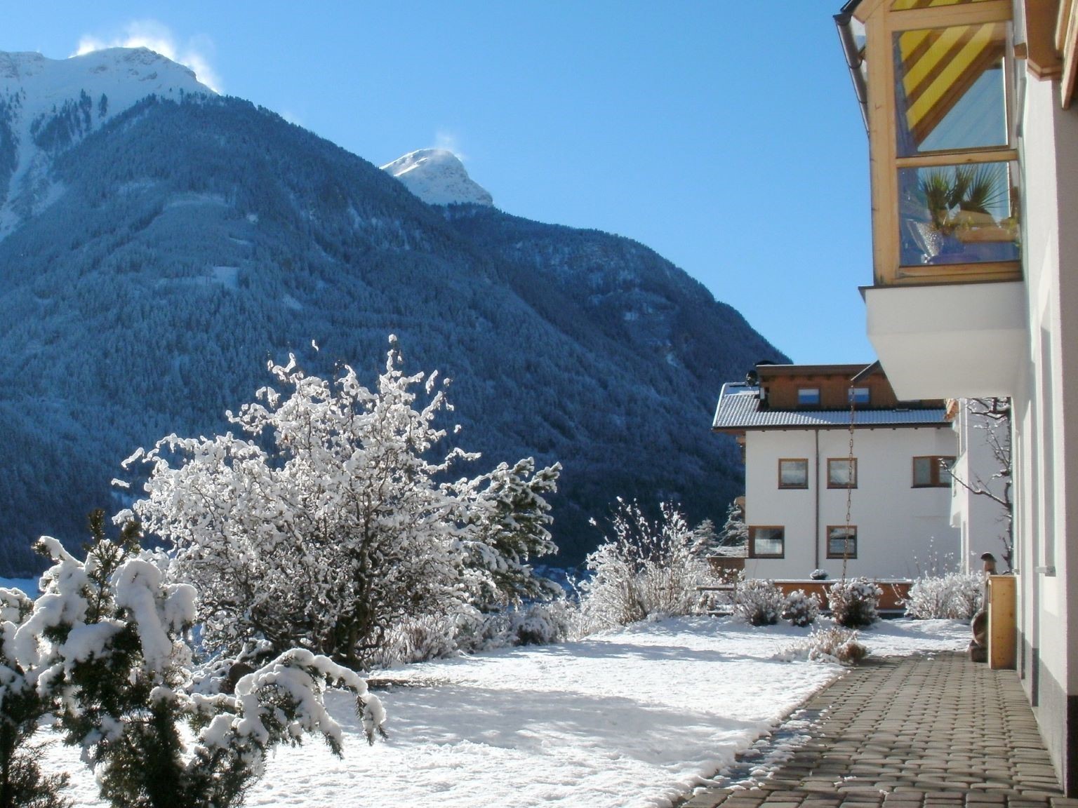 Ferienhaus mit Hund: Blick vom Eingang der Wohnung - Abseits