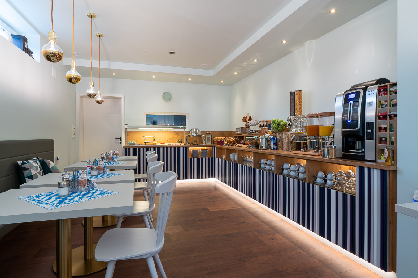 Urlaub-mit-Hund: Frühstücksbuffet - Das Schreder Hotel - Munich Free Parking