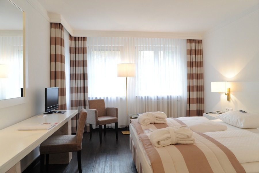 Hundehotel - WLAN - Deutschland - Doppelzimmer Superior - relexa Waldhotel Schatten Stuttgart
