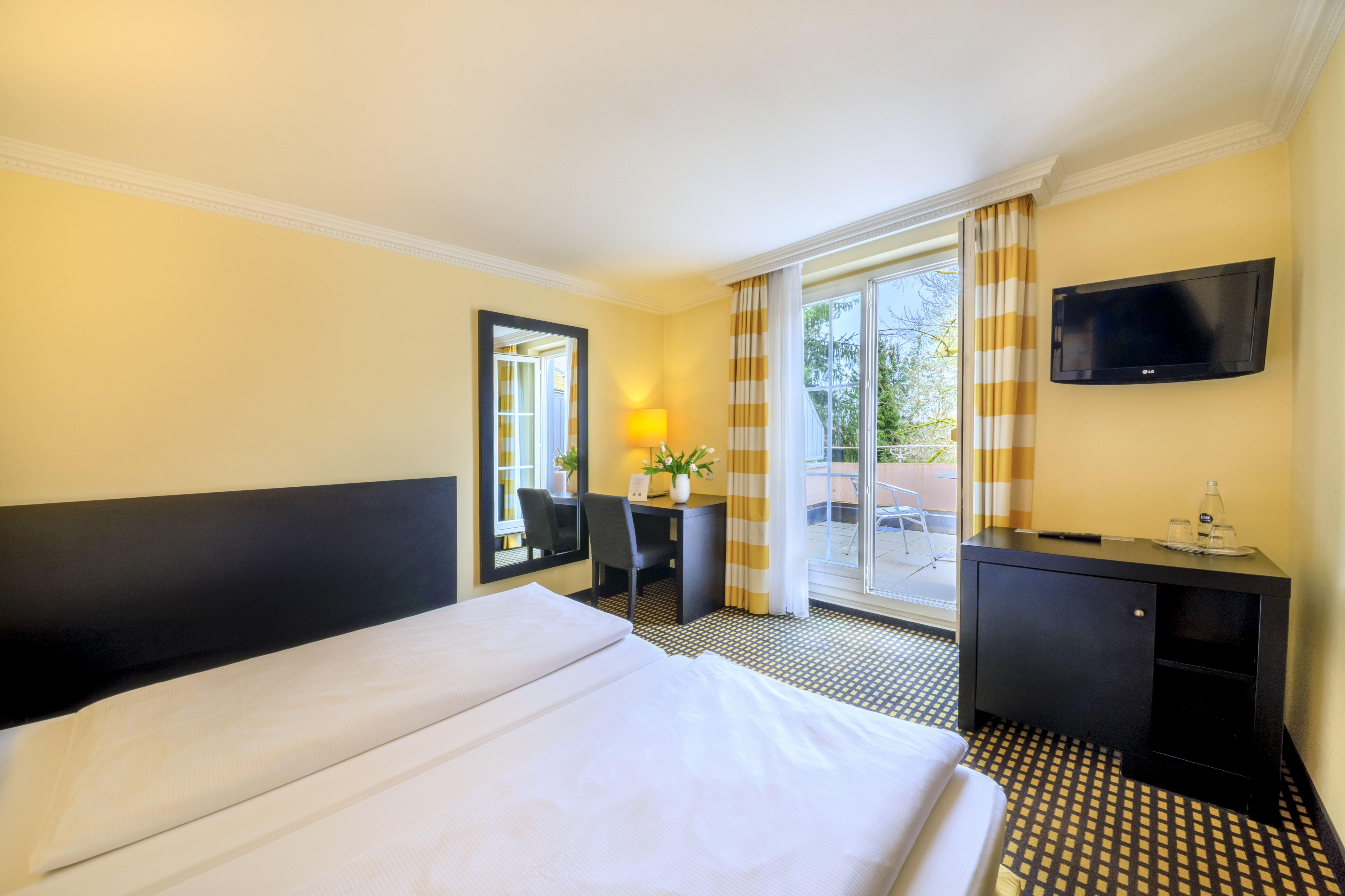 Urlaub-mit-Hund: Doppelzimmer Economy - relexa Waldhotel Schatten Stuttgart