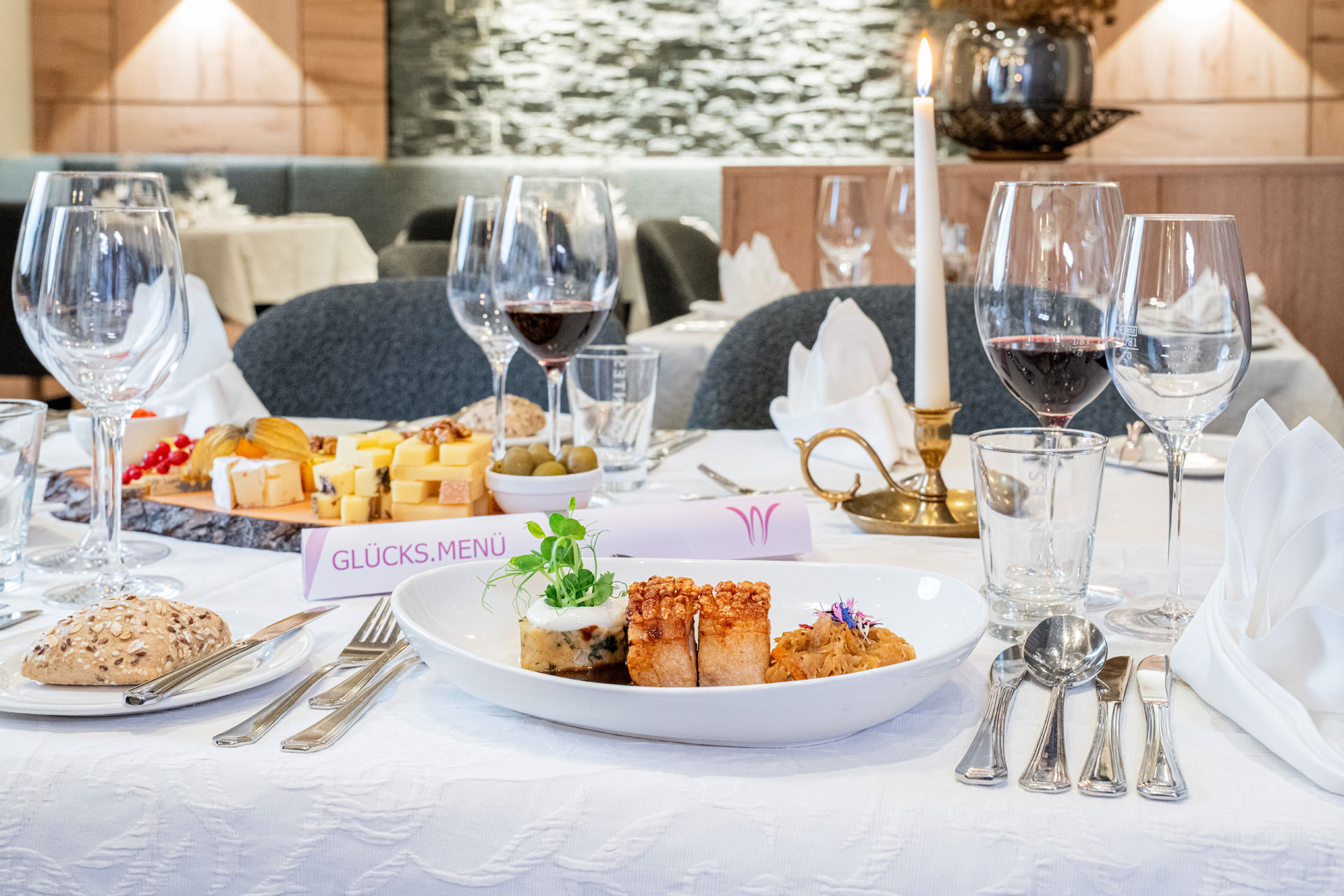 Urlaub-mit-Hund: Mehrgängiges Menü im Waidringer Hof - Waidringer Hof 4* Superior