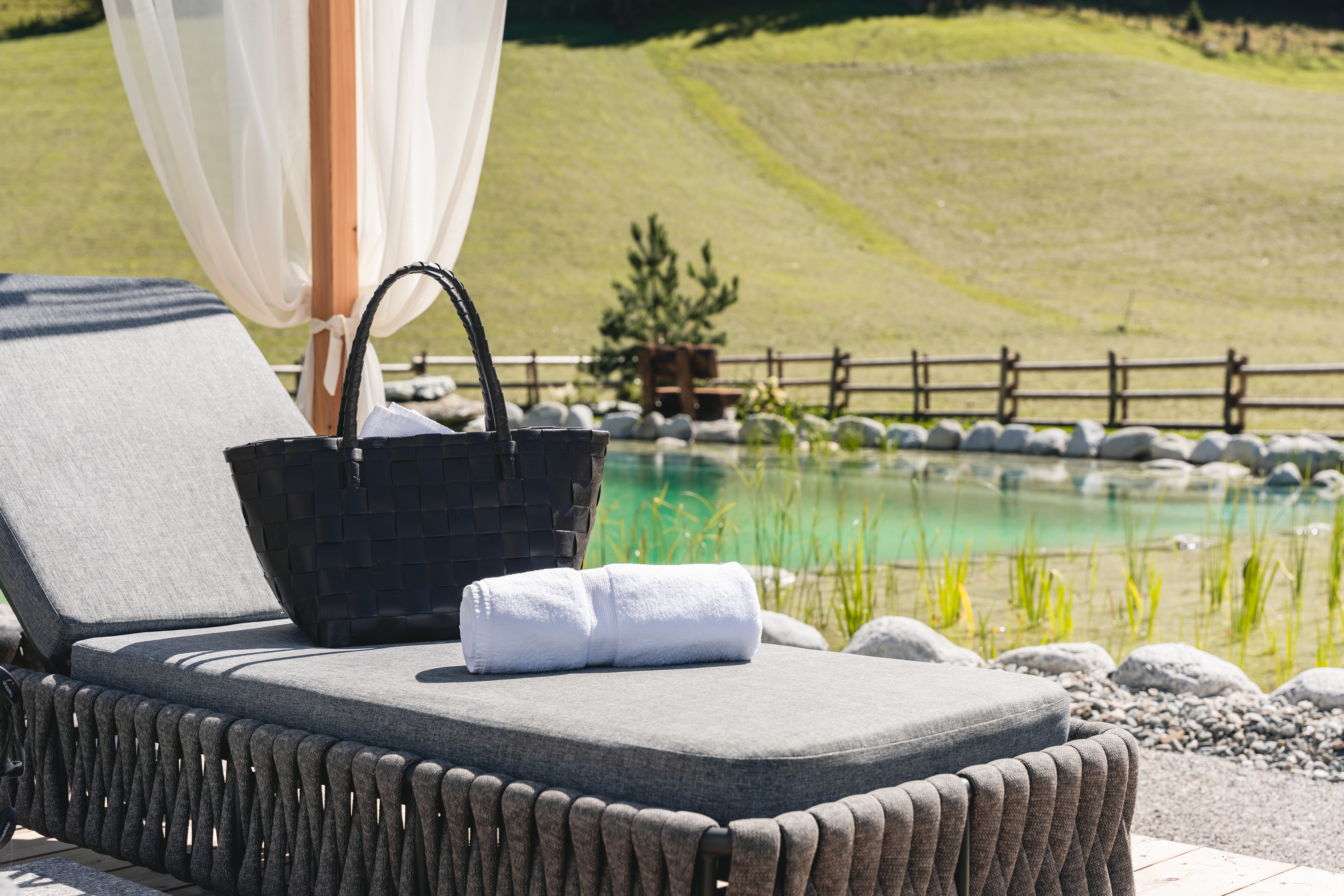 Urlaub-mit-Hund: Relaxing - Traumhotel Alpina 4 Sterne Superior Luxushotel