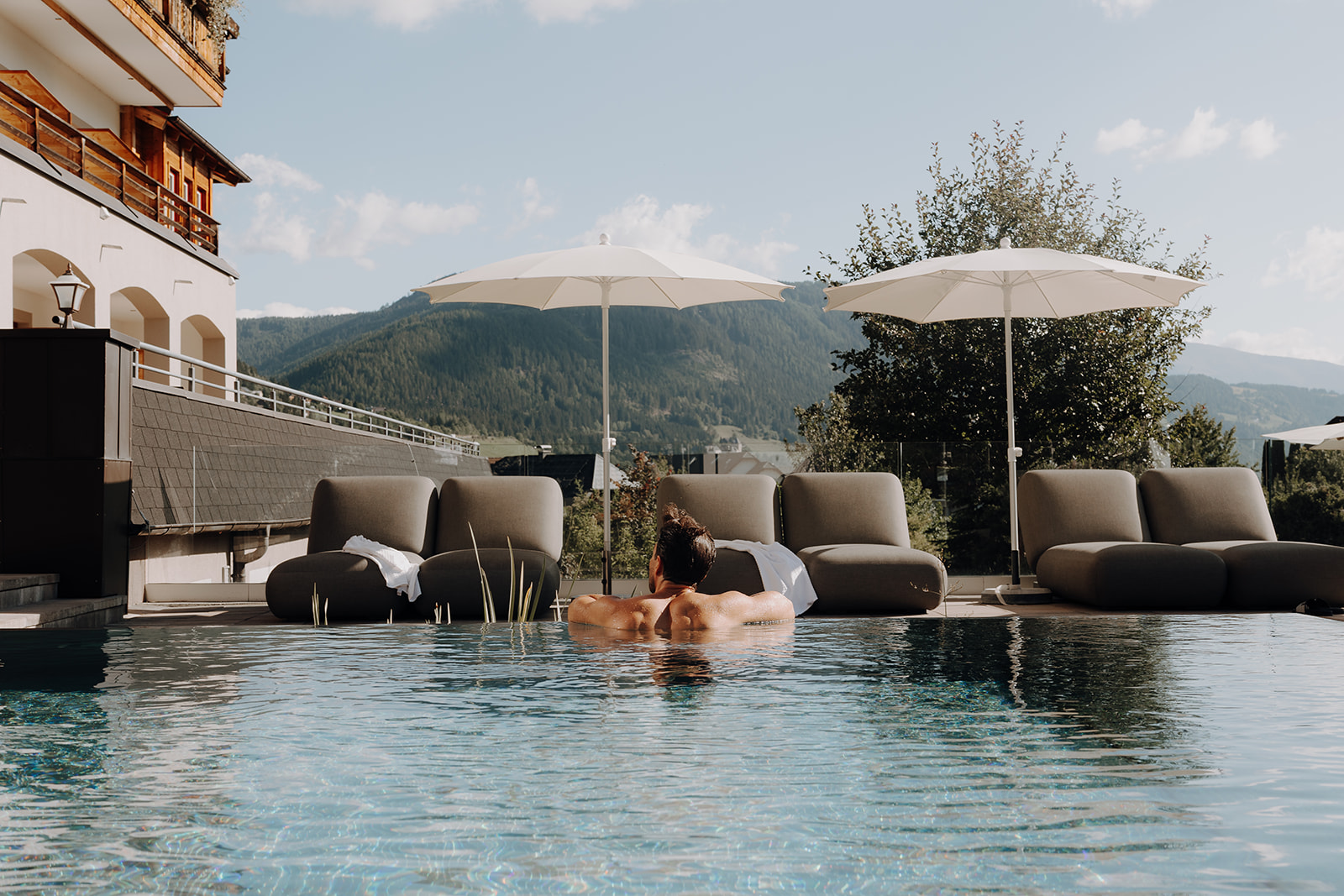 Urlaub-mit-Hund: ALMGUT Mountain Wellness Hotel - Wasser | Wellness