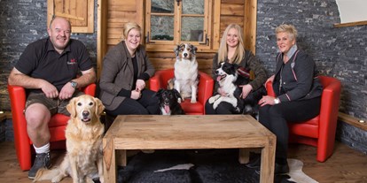 Hundehotel - Dogsitting - Pinzgau - Familie Langreiter - Hotel Grimming Dogs & Friends