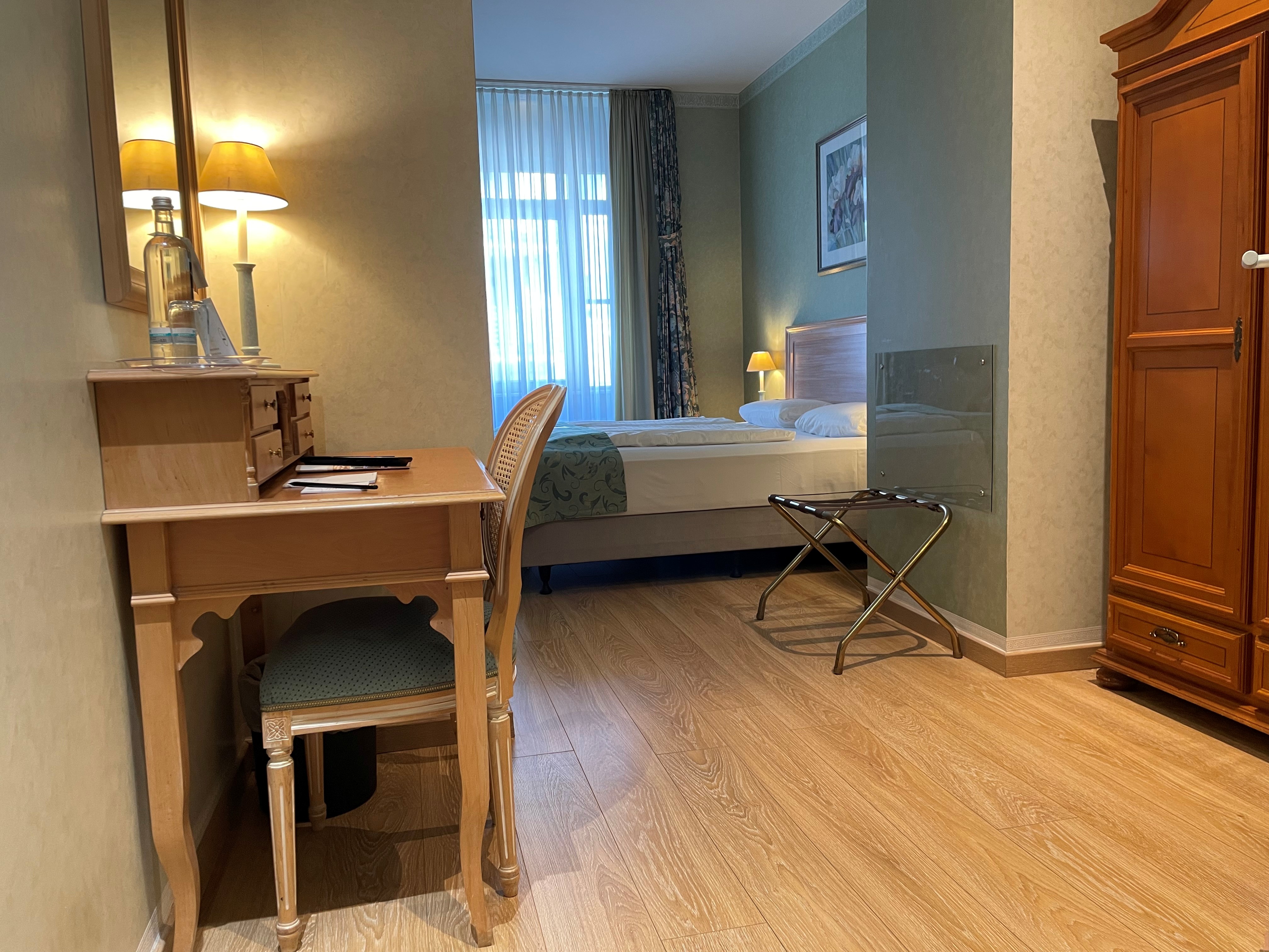 Hundehotel - Hilden - Eingangsbereich vom Komfort Doppelzimmer - Hotel am Mühlenteich