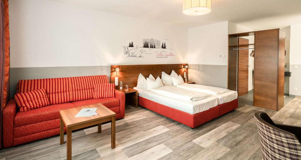 Urlaub-mit-Hund: Familienzimmer Standard 1-4 Personen - Best Western Hotel am Walserberg - Wohnen | Schlafen