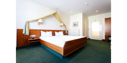 Hundehotel - Verpflegung: Halbpension - Baden-Württemberg - Doppelzimmer Standart - zur Sonne Romantik Hotel & Restaurant