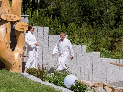 Hundehotel - Doggies: 3 Doggies - Kneipp-Anlage und Barfußpfad  - Waldhotel am Notschreipass