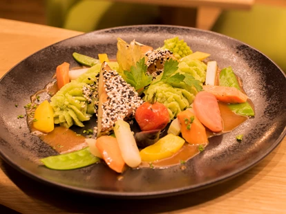 Hundehotel - Doggies: 3 Doggies - Veganer Essen  - Waldhotel am Notschreipass