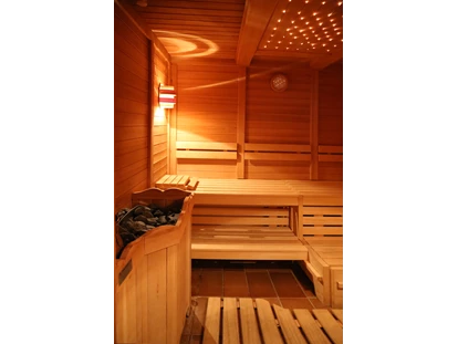 Hundehotel - Doggies: 3 Doggies - Sauna - Berghotel Wiedener Eck