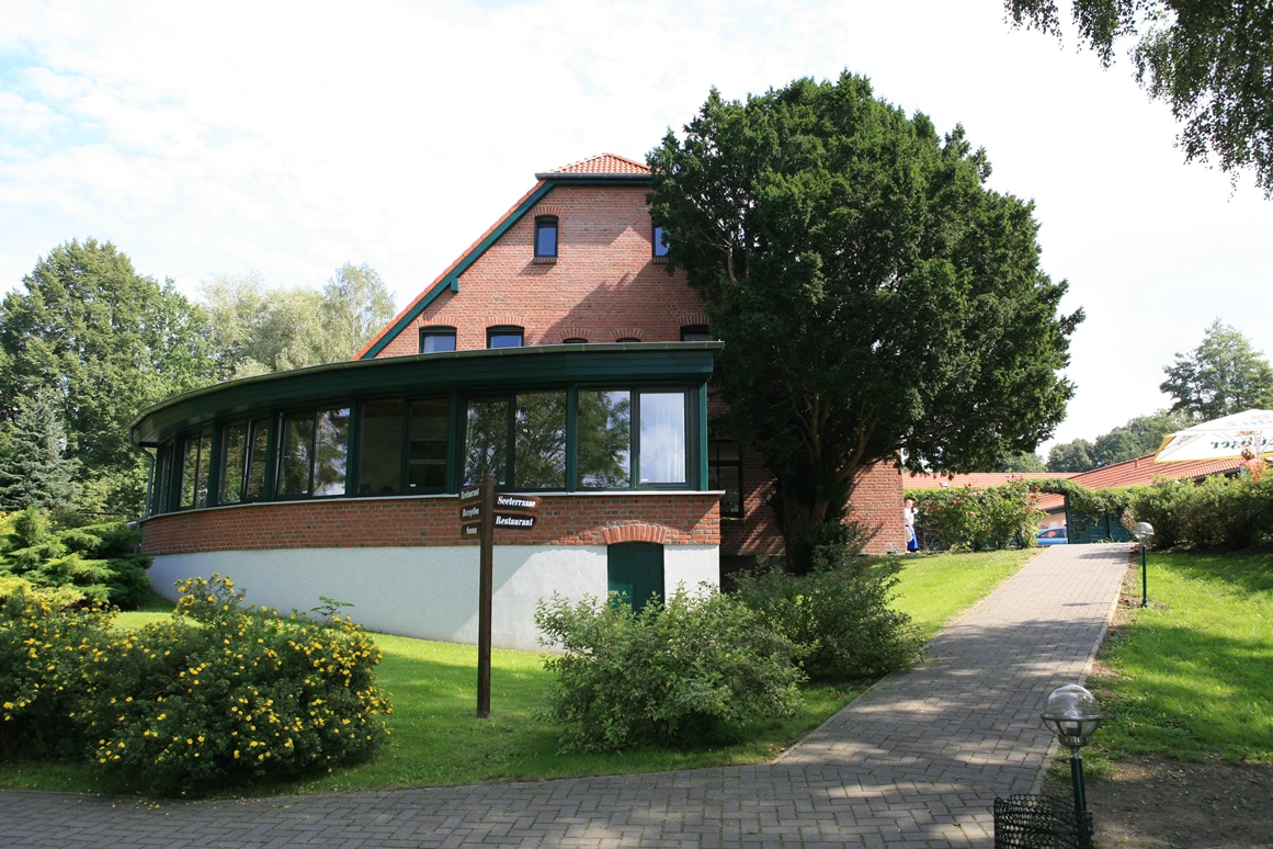 Urlaub-mit-Hund: Wintergarten  - Seehotel Heidehof