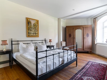 Hundehotel - Pools: Schwimmteich - Am Türmchen - Schlafzimmer - Schloss Pütnitz