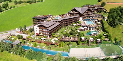 Hundehotel - Pools: Schwimmteich - Hotel Andreus