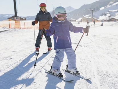 Hundehotel - WLAN - Berchtesgaden - Skifahren direkt neben dem Feriendorf Holzleb´n - Feriendorf Holzleb'n