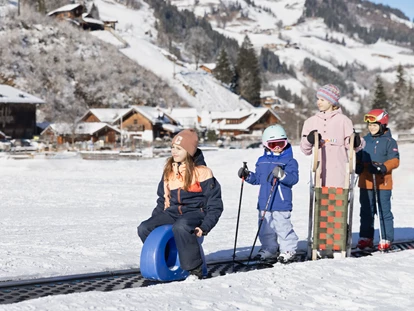 Hundehotel - WLAN - Berchtesgaden - Zauberteppich am Kinderskihang - Feriendorf Holzleb'n
