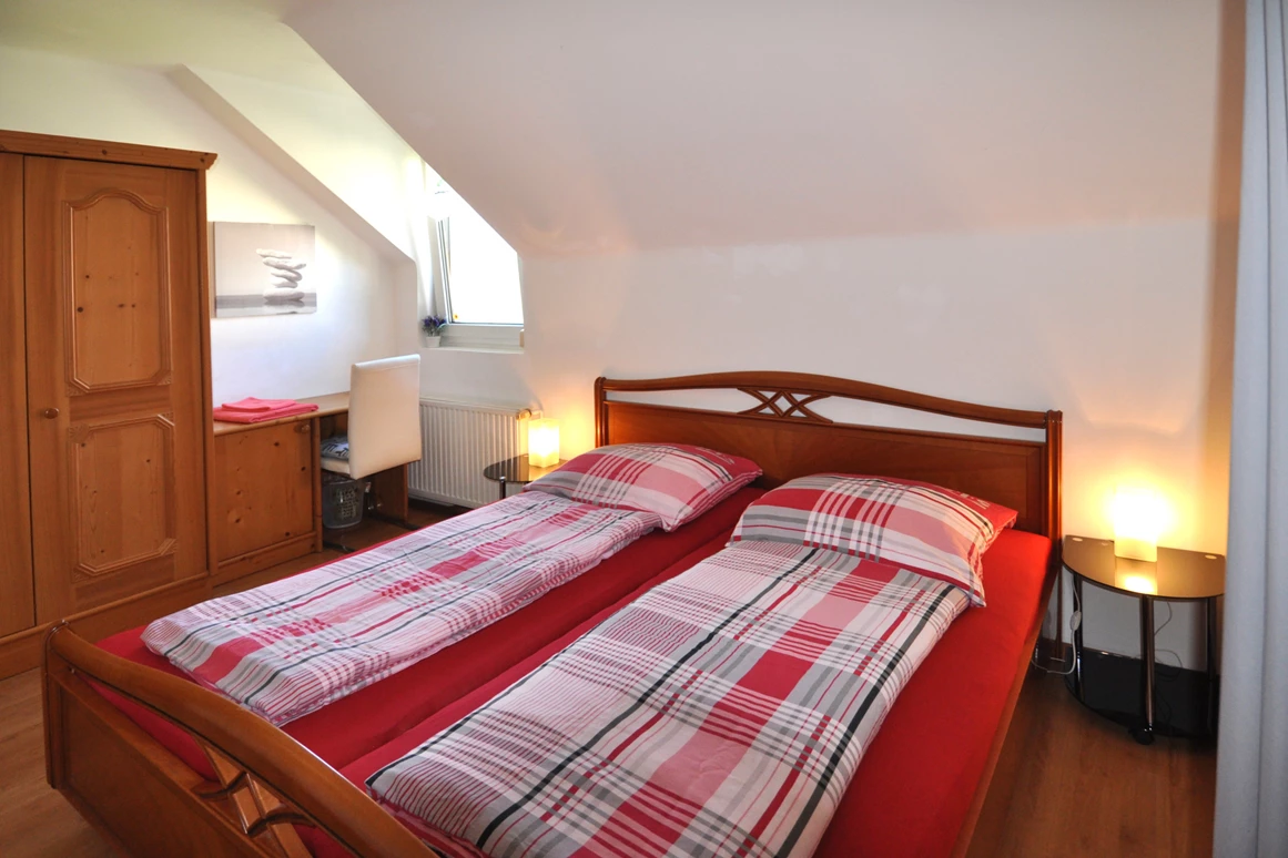Urlaub-mit-Hund: Schlafzimmer Nr. 1 Ferienwohnung - Accanto Appartements