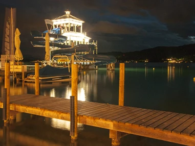 Urlaub-mit-Hund: Abendstimmung am See - Accanto Appartements