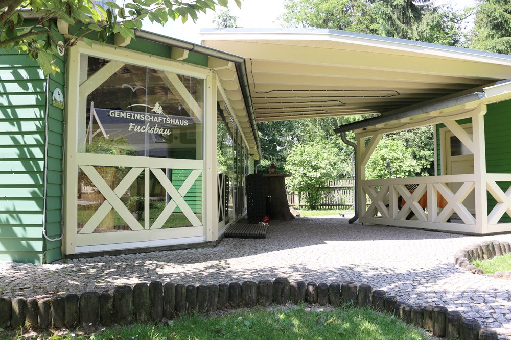 Urlaub-mit-Hund: Pavillon “Fuchsbau” - Ferienanlage Steintal Geraberg