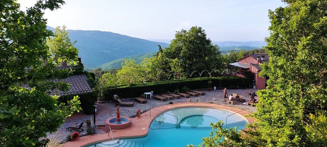 Urlaub-mit-Hund: Neuer Pool - Hotel Rifugio Prategiano Maremma Toskana