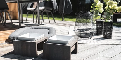 Hundehotel - Preisniveau: günstig - Berchtesgaden - Wasser- und Fressnapf, Hundebett, Kotbeutel und Handtücher stellen wir zur Verfügung. - Boutique-Appartements Bewegte Berge