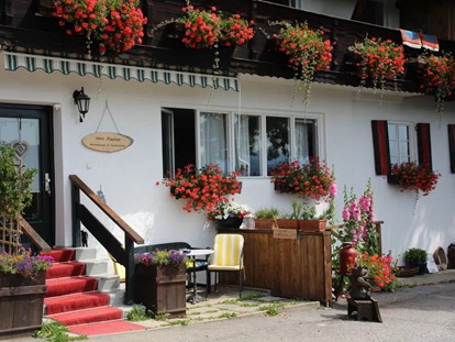 Hundehotel - Pools: Schwimmteich - Haus Mauken