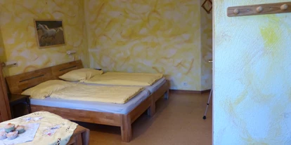 Hundehotel - Umgebungsschwerpunkt: am Land - Castell - Appartment Betten zusammen - Ferienhof Sommerberg