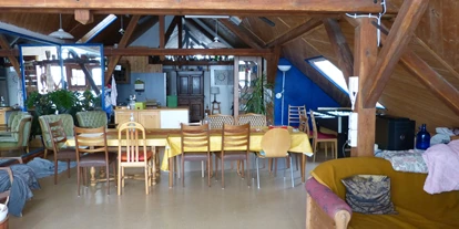 Hundehotel - Umgebungsschwerpunkt: am Land - Castell - Seminarraum, Frühstücksraum, Aufenthaltsraum - Ferienhof Sommerberg