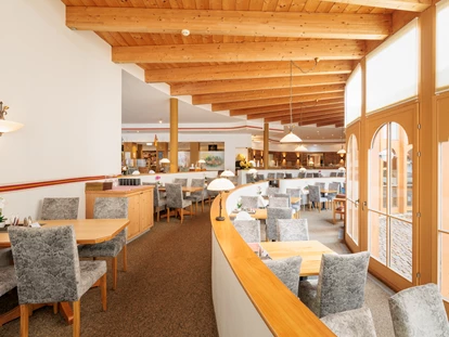 Hundehotel - Doggies: 3 Doggies - Speisesaal - Familotel Kaiserhof****