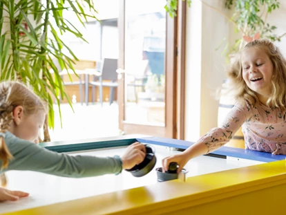 Hundehotel - Doggies: 3 Doggies - Airhockey - Familotel Kaiserhof****