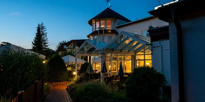 Hundehotel - Unterkunftsart: Hotel - Göttingen - Zu jeder Tageszeit ein gemütliches Ambiente - Waldhotel Schäferberg
